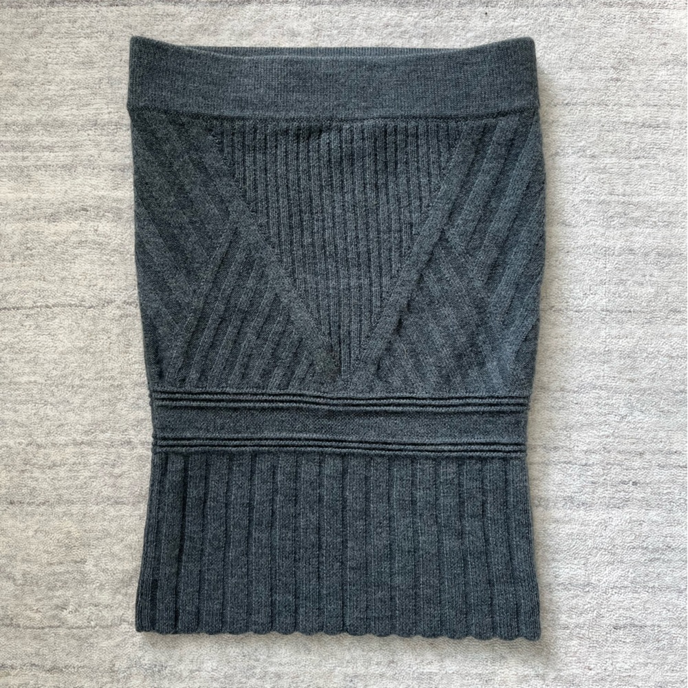 French Connection FCUK Gray Sweater Skirt - Size 0
